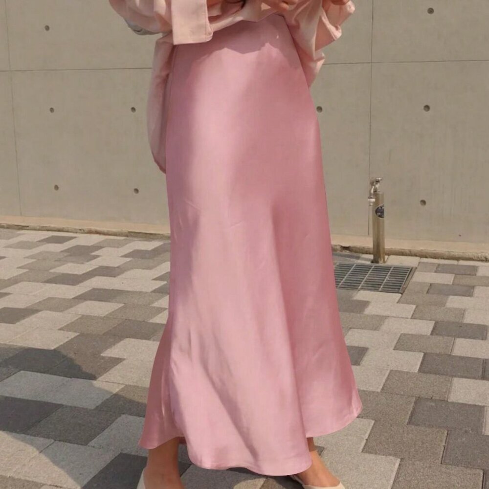Pink Casual Women's Elastic High Waist Satin Zipper Back Mermaid Hem Skirt - Picture 4 of 5
